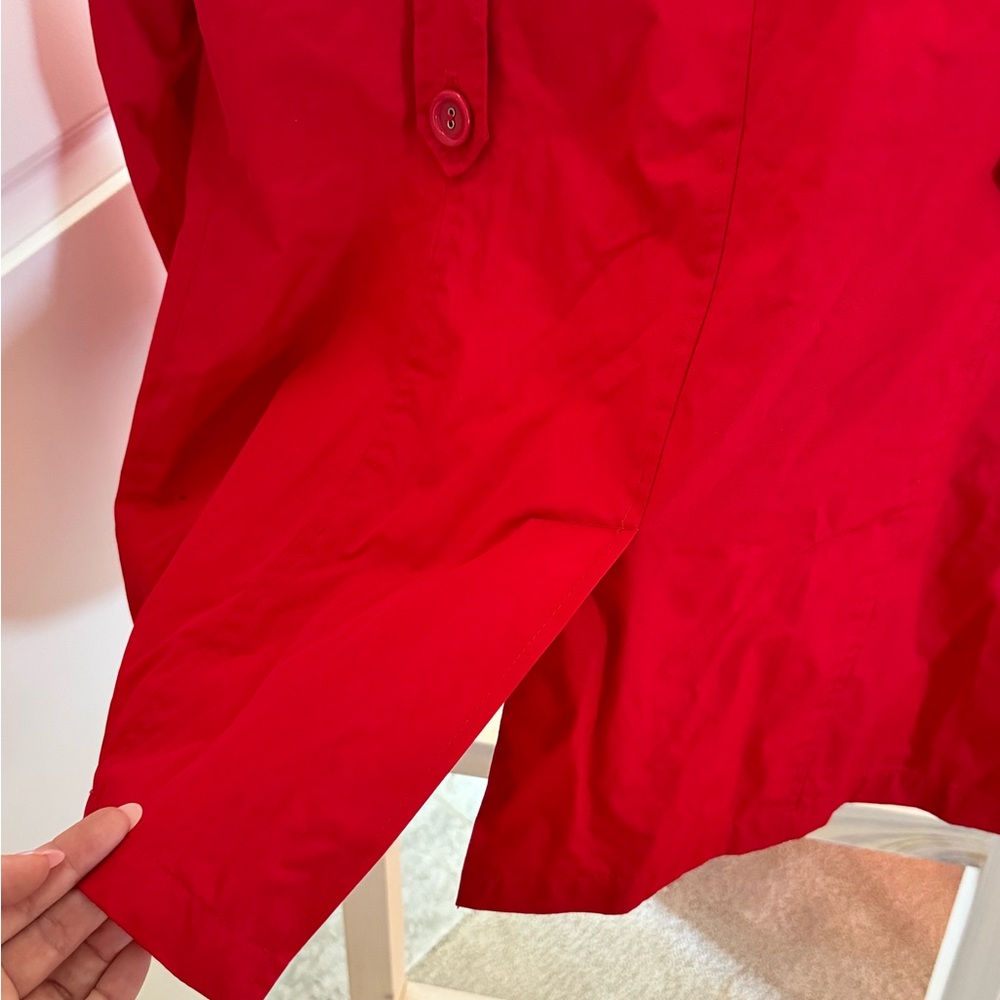 Beautiful Red Rain Jacket ☔️ ♥️ - Picture 4 of 4